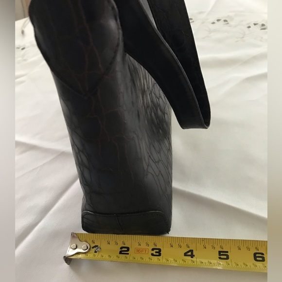 Stuart Weitzman Bag - Picture 4 of 9